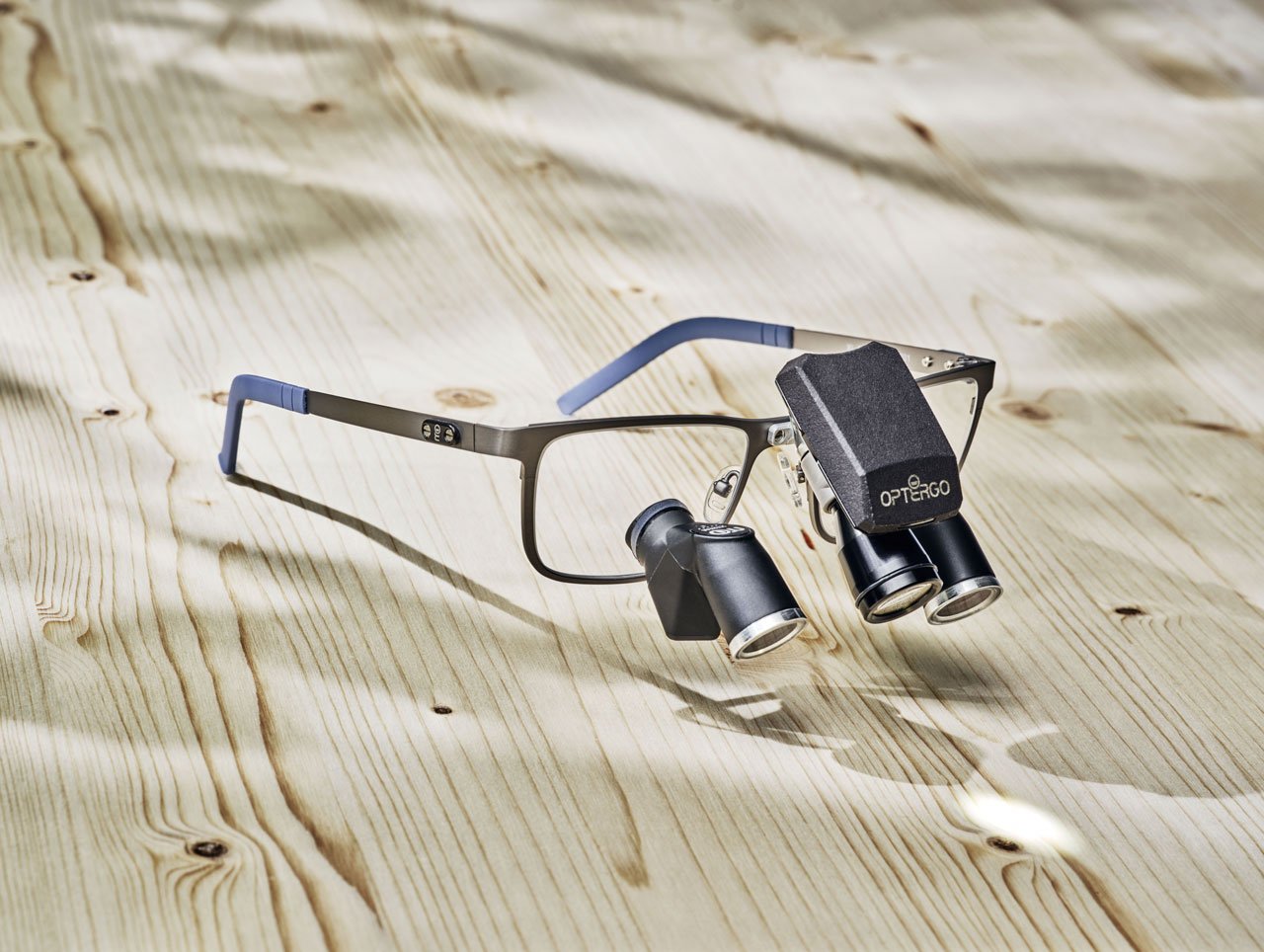 DeLight Wireless™ loupe light Optergo